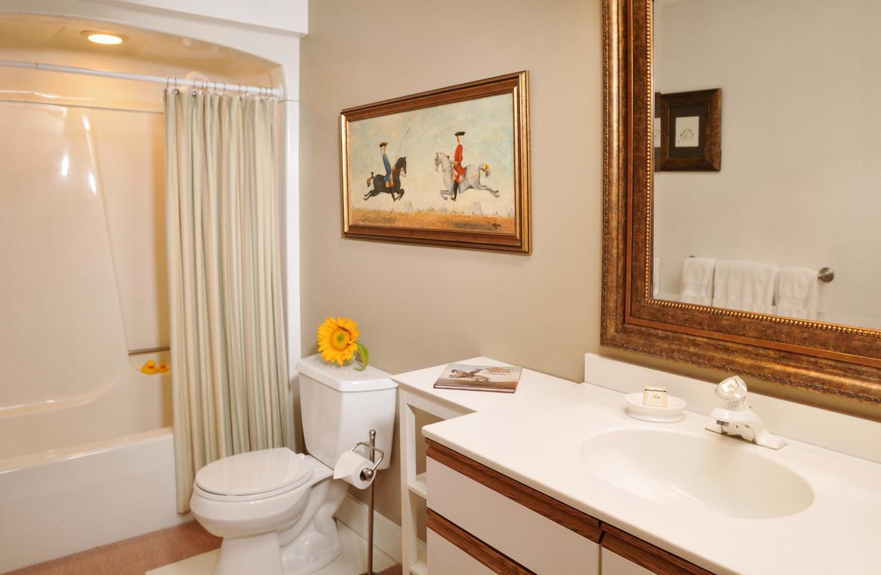 1795 Acorn Inn Bed And Breakfast Кенъндейгуа Екстериор снимка