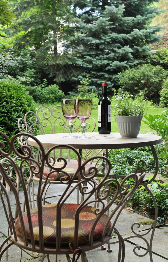 1795 Acorn Inn Bed And Breakfast Кенъндейгуа Екстериор снимка